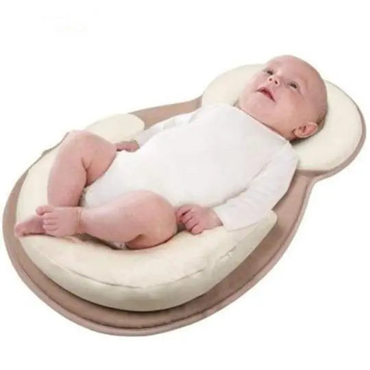 Travel-Ready Nest Baby Bed | Compact & Cozy